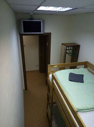 Хостел Тайга Новосибирск 1-местный номер эконом-5